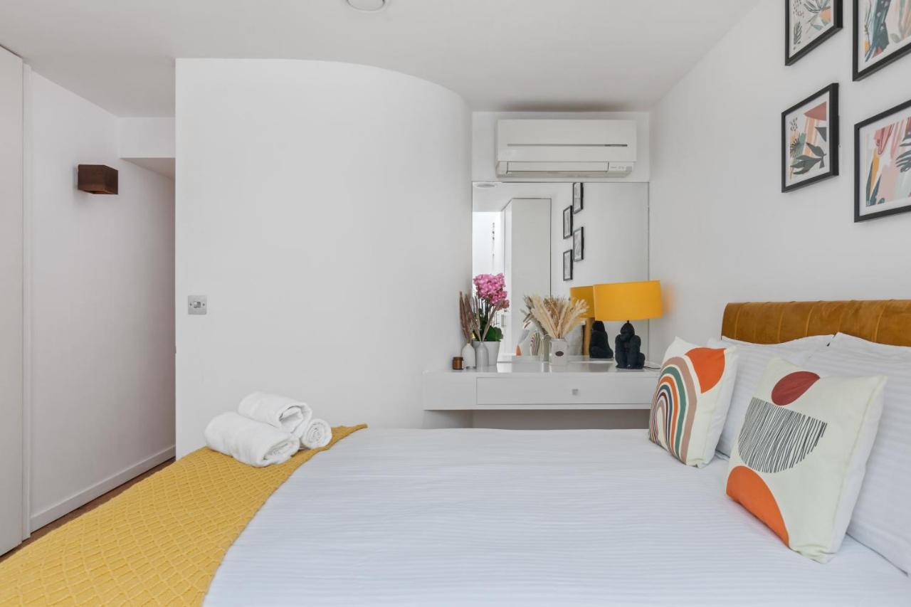 Trafalgar Square Arty Apartment London Bagian luar foto