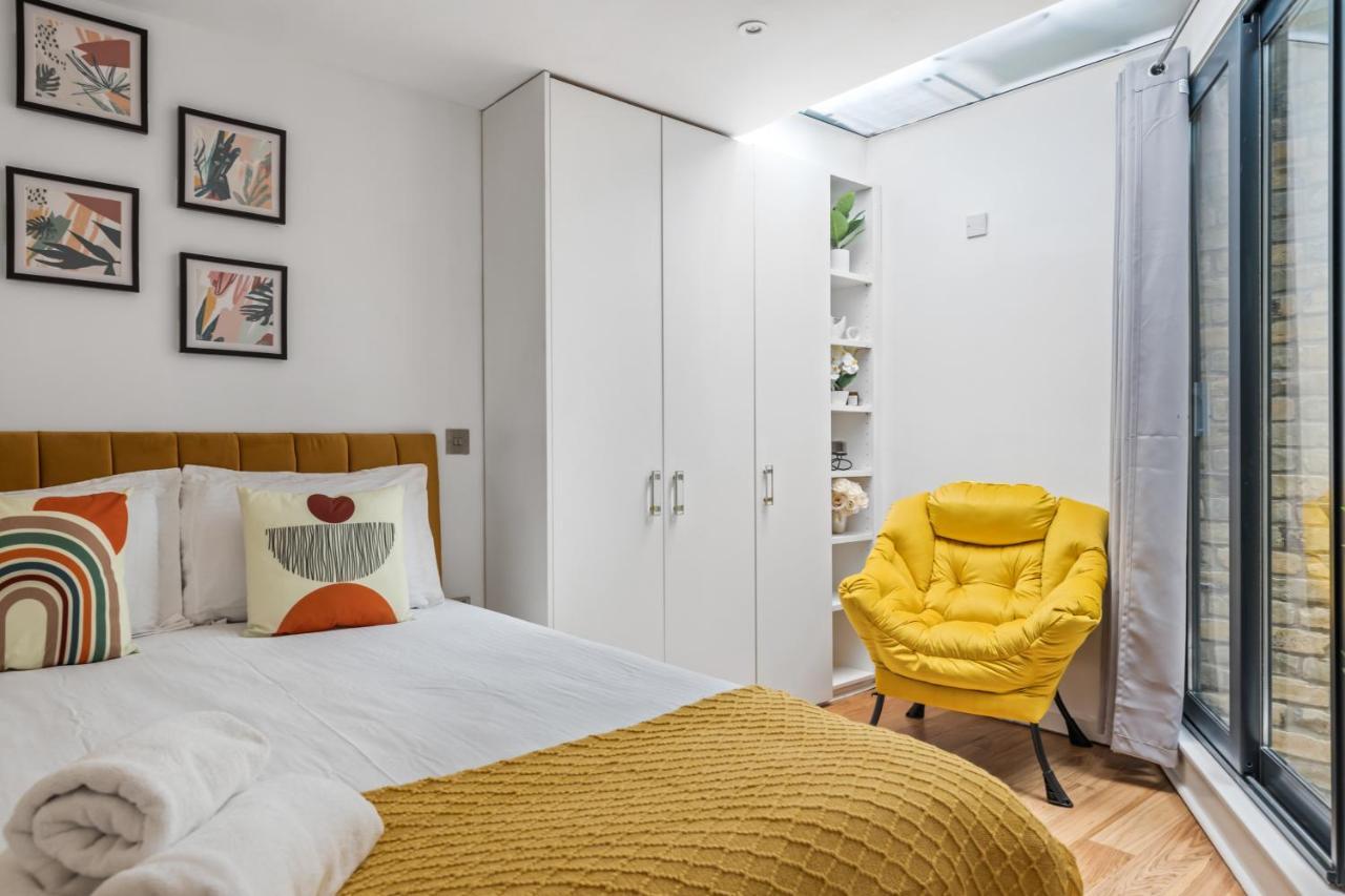Trafalgar Square Arty Apartment London Bagian luar foto