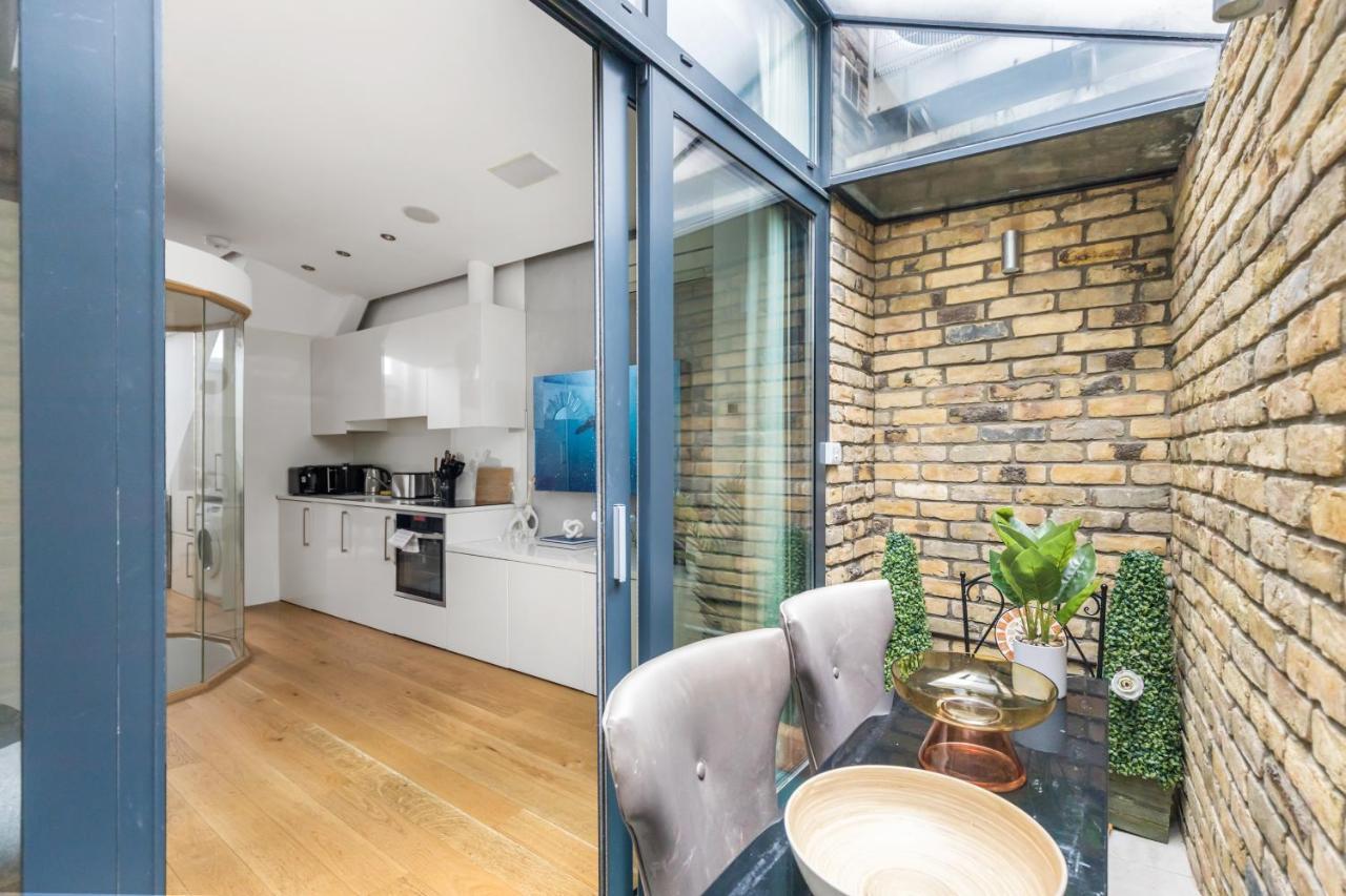 Trafalgar Square Arty Apartment London Bagian luar foto